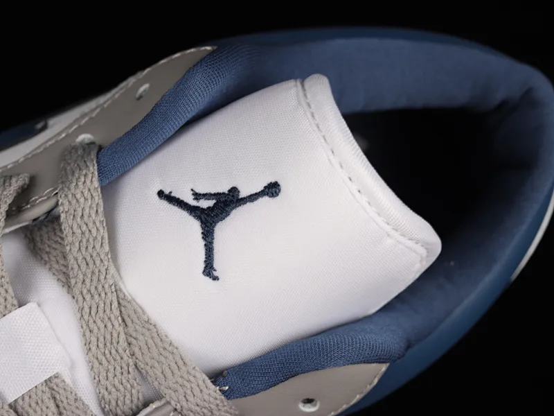 All categories Air Jordan Jordan series basketball shoes Air Jordan 1 Low Z version Air Jordan 1 Low AJ1 Joe 1 cement blue DC0774-042